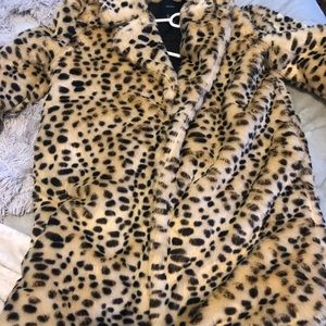 Faux fur Cheetah Print Coat/ Size Small